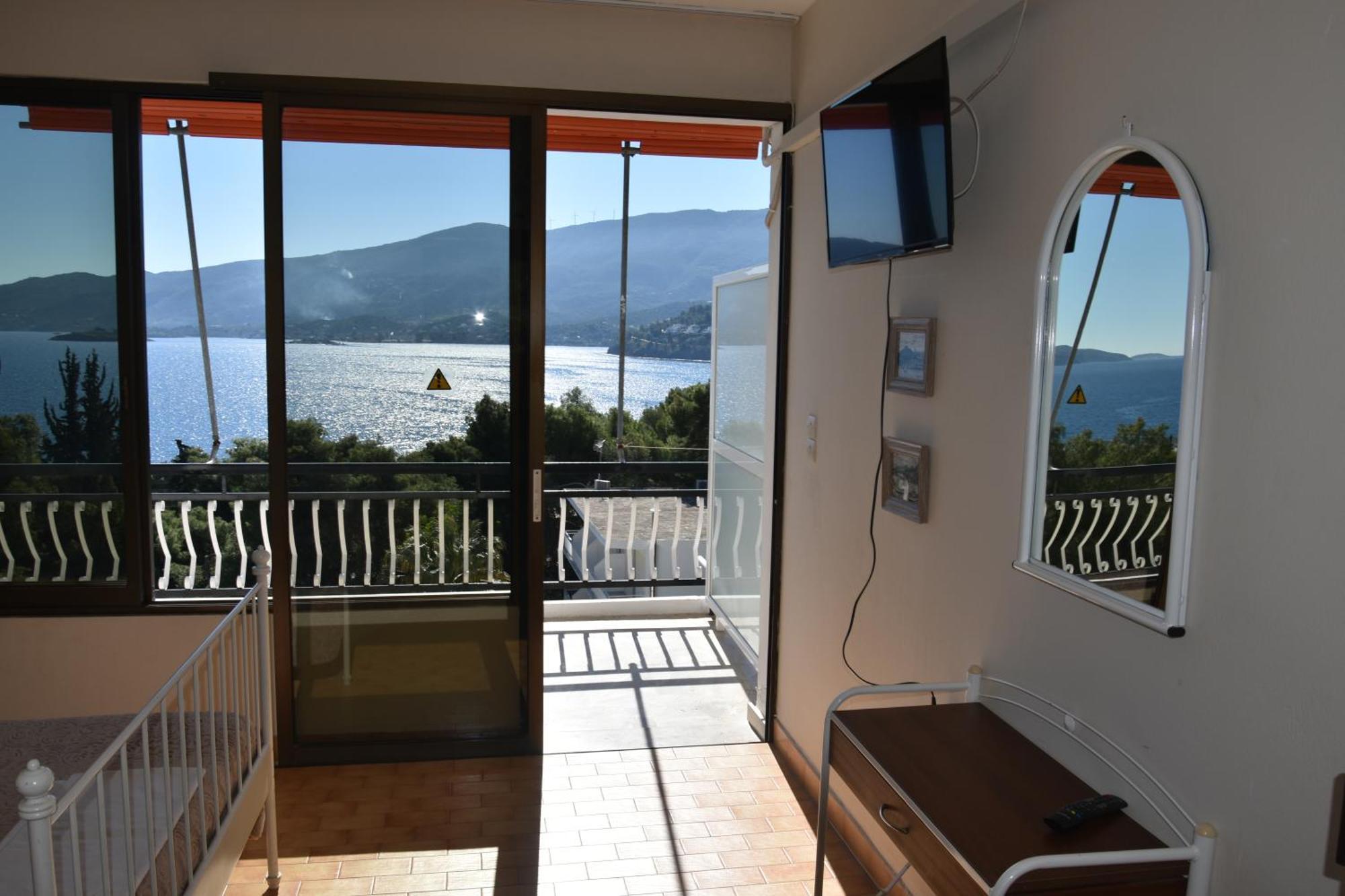 דירה Lions 2 & Apartments, Poros Island.