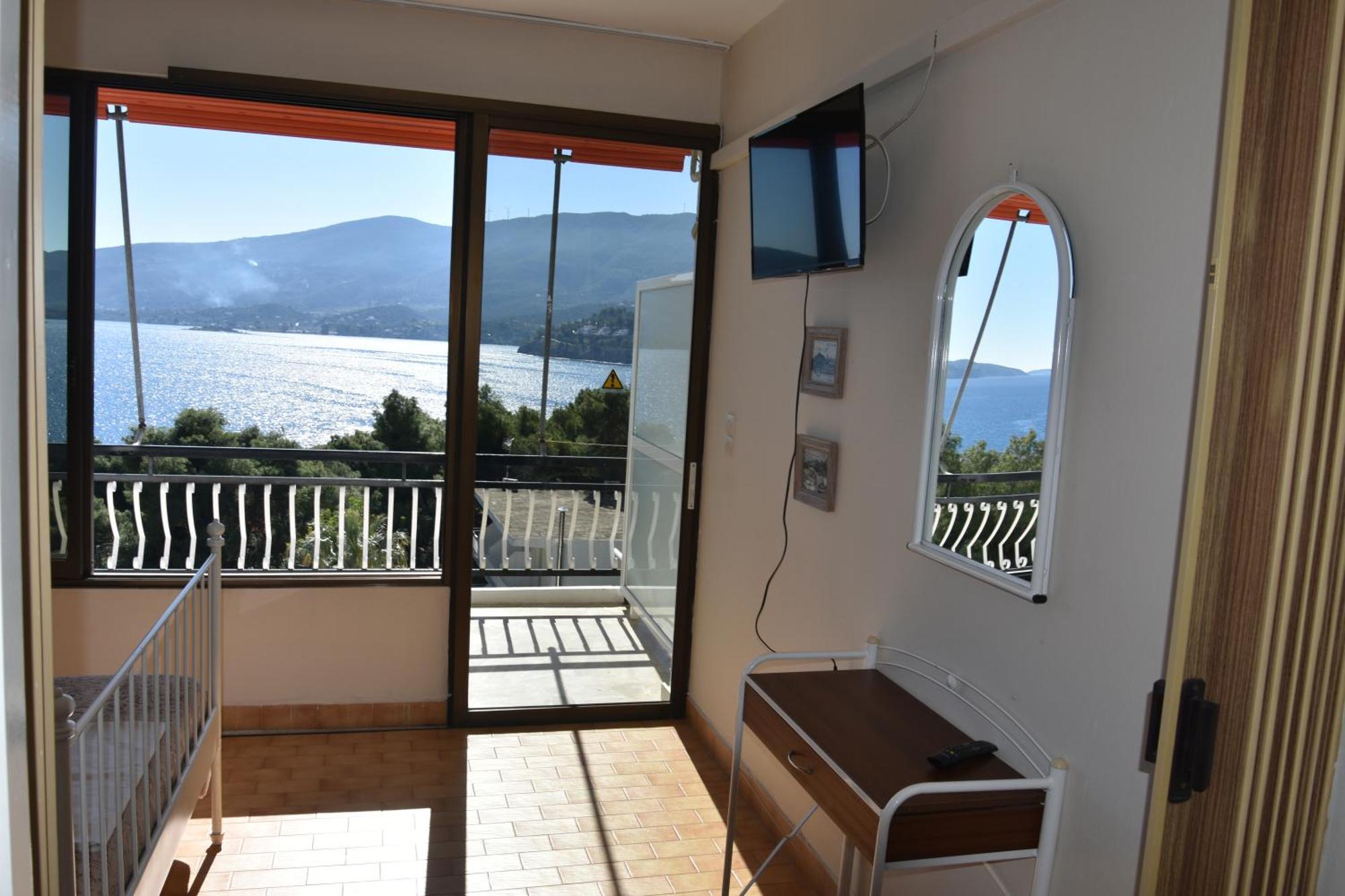 Lions 2 & Apartments, Poros Island. * Poros Town