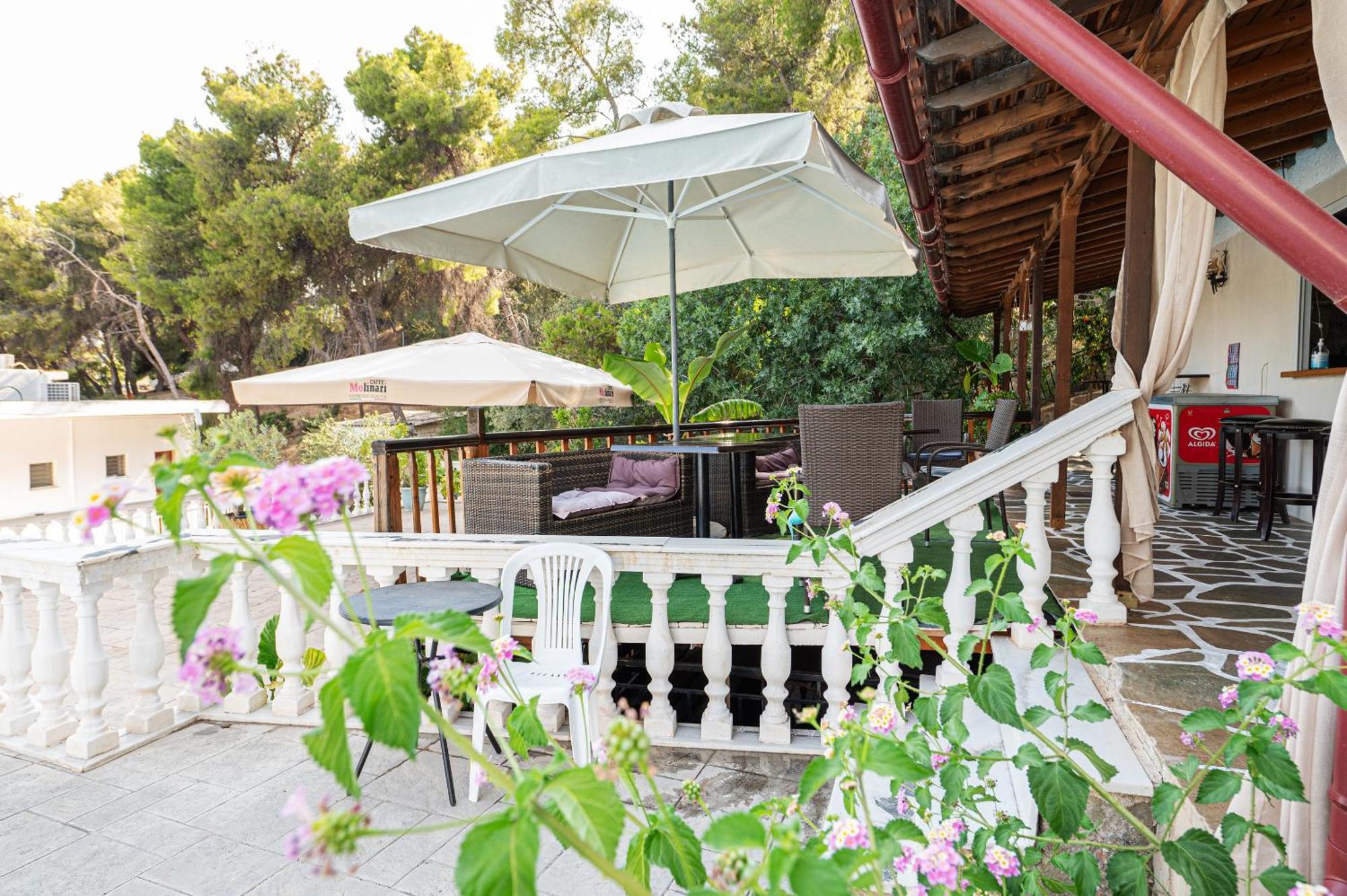 דירה Lions 2 & Apartments, Poros Island. Poros Town