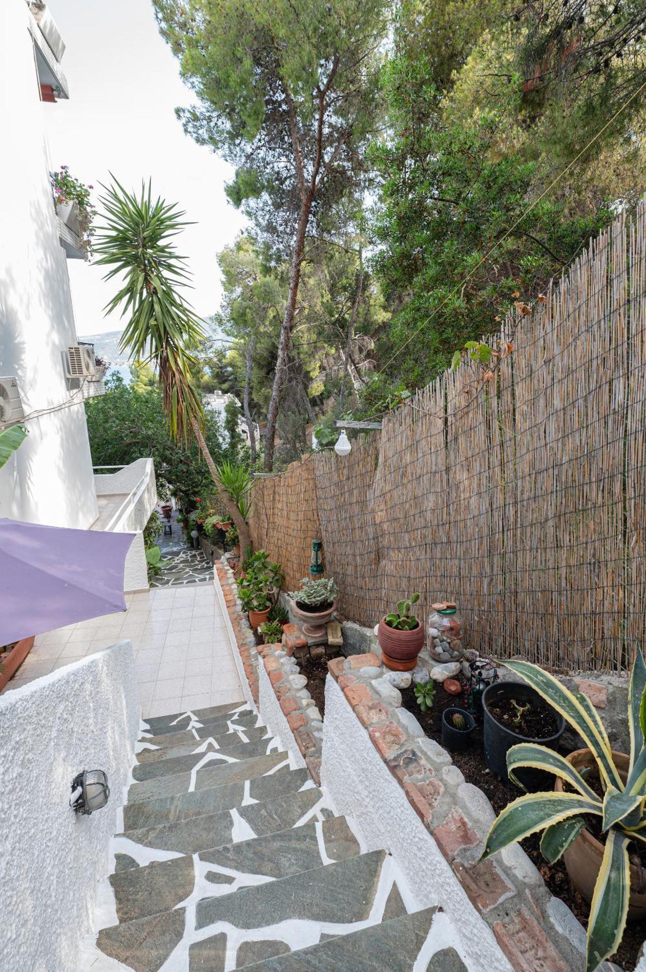 Lions 2 & Apartments, Poros Island.
