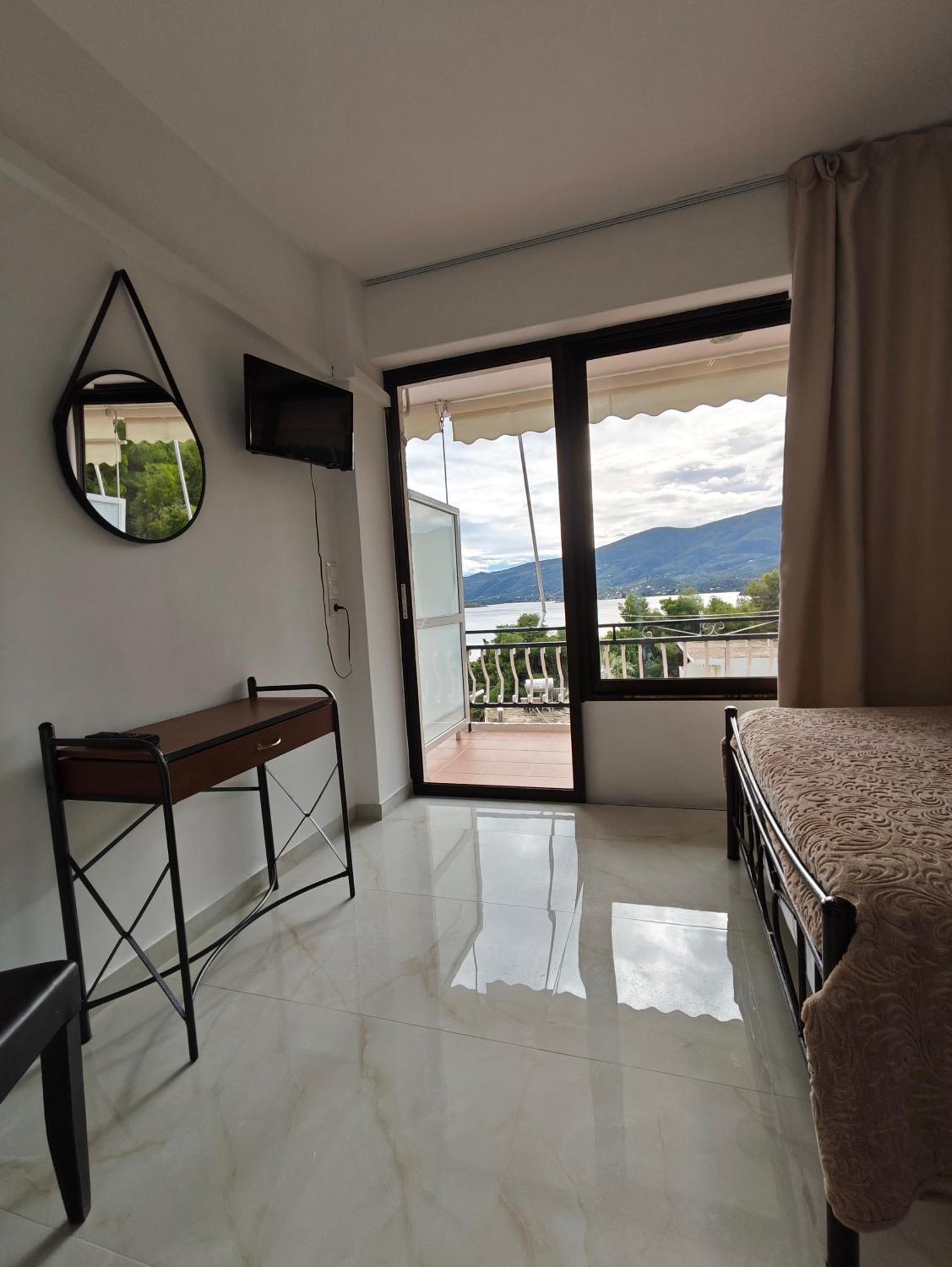 דירה Lions 2 & Apartments, Poros Island.