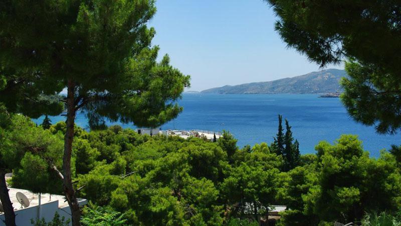 Lions 2 & Apartments, Poros Island. * Poros Town